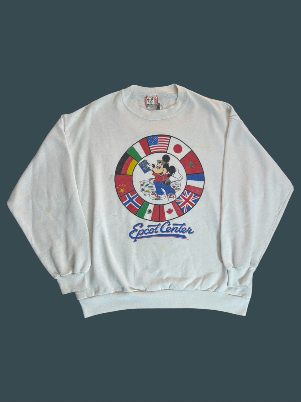Vintage 90’s Disney Graphic Sweatshirt